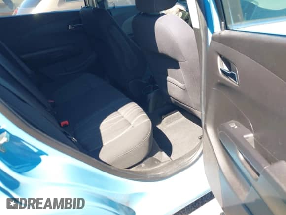 2014 Chevrolet Sonic LT with VIN 1G1JC6SBXE4157220, listed as a IAAI auction lot 42728931 with 76,007 mi miles and . Bid and sale history available at DreamBid. Image 8.