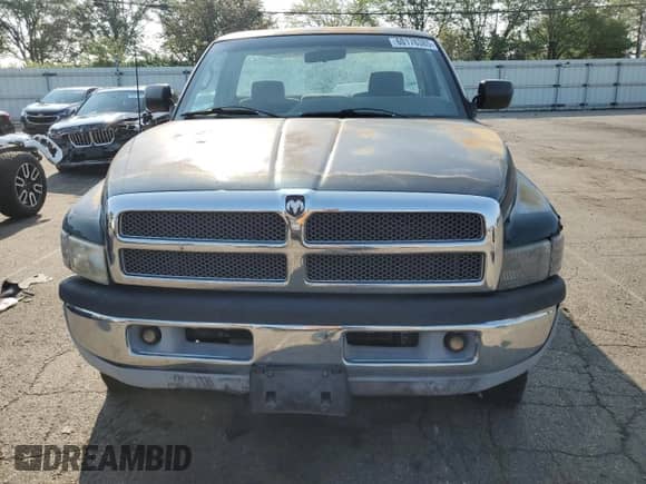 1995 Dodge 2500 with VIN 1B7KF26W1SS168770, listed as a Copart auction lot 60176385 with 137,970 mi miles and Clean title. Bid and sale history available at DreamBid. Image 5.