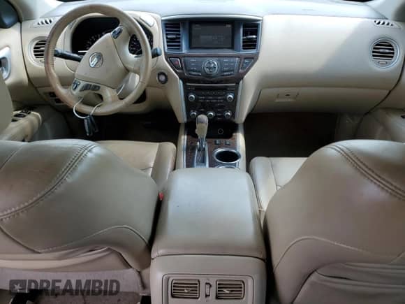 2013 Nissan Pathfinder S с VIN 5N1AR2MN4DC625626, выставлен на аукционе Copart как лот 67170255 с пробегом 233 391 миль миль и Чистый • Clean title. История ставок и продаж доступна на DreamBid. Изображение 8.