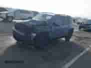 2017 Jeep Renegade Latitude z VIN ZACCJABB3HPF71731, wystawiony jako IAAI lot #41458308 z przebiegiem 110 186 mil mil oraz . Historia ofert i sprzedaży dostępna na DreamBid. Obrazek 2.