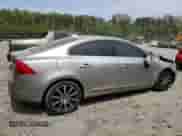 2015 Volvo S60 T6 Drive-E with VIN YV149MFK0F1351673, listed as a Copart auction lot 54271335 with 127,098 mi miles and Salvage title. Bid and sale history available at DreamBid. Image 3.