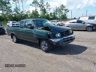 2000 Nissan Frontier XE with VIN 1N6DD26SXYC322632, listed as a IAAI auction lot 43009261 with Not provided miles and . Bid and sale history available at DreamBid. Image 1.