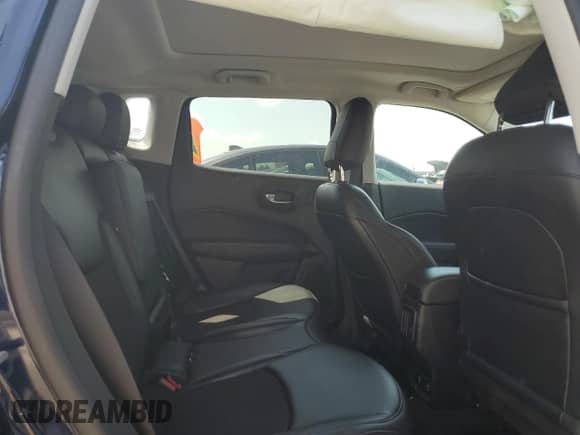 2021 Jeep Compass Latitude z VIN 3C4NJCBB8MT509295, wystawiony jako Copart lot #61802105 z przebiegiem Nie podano mil oraz Szkoda całkowita • Salvage title. Historia ofert i sprzedaży dostępna na DreamBid. Obrazek 11.