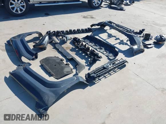 2025 Toyota Tacoma SR с VIN 3TYKD5HN0ST034194, выставлен на аукционе IAAI как лот 43437379 с пробегом 1 238 миль миль и . История ставок и продаж доступна на DreamBid. Изображение 12.