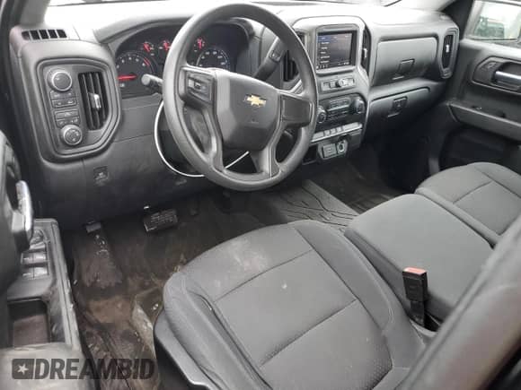 2020 Chevrolet Silverado 1500 Custom с VIN 1GCUYBEF2LZ162425, выставлен на аукционе Copart как лот 81478814 с пробегом 143 371 миль миль и Списание • Salvage title. История ставок и продаж доступна на DreamBid. Изображение 8.