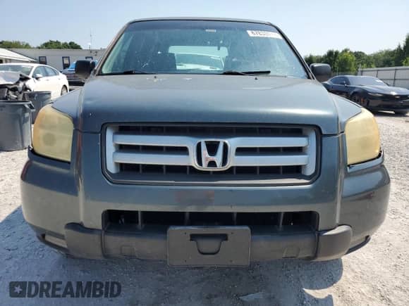 2006 Honda Pilot LX with VIN 5FNYF28186B032215, listed as a Copart auction lot 67838675 with 266,601 mi miles and Clean title. Bid and sale history available at DreamBid. Image 5.