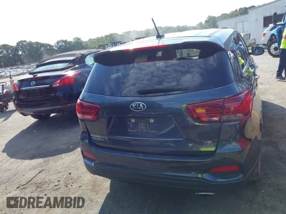2020 Kia Sorento LX with VIN 5XYPG4A56LG621219, listed as a IAAI auction lot 43285891 with 88,624 mi miles and . Bid and sale history available at DreamBid. Image 16.
