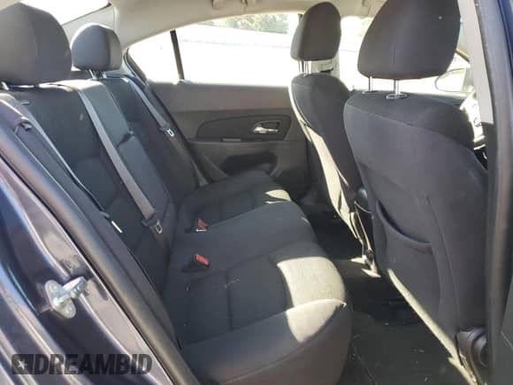 2014 Chevrolet Cruze 1LT z VIN 1G1PC5SB8E7337539, wystawiony jako Copart lot #82408735 z przebiegiem 124 655 mil mil oraz Szkoda całkowita • Salvage title. Historia ofert i sprzedaży dostępna na DreamBid. Obrazek 10.