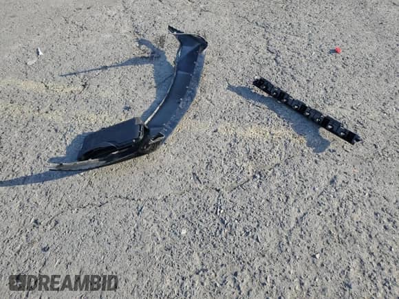 2019 Mercedes-Benz CLA 250 с VIN WDDSJ4EB6KN705372, выставлен на аукционе Copart как лот 82204315 с пробегом 72 631 миль миль и Списание • Salvage title. История ставок и продаж доступна на DreamBid. Изображение 12.