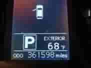 2017 Toyota Sienna L z VIN 5TDZZ3DC8HS785086, wystawiony jako IAAI lot #42383507 z przebiegiem 361 598 mil mil oraz . Historia ofert i sprzedaży dostępna na DreamBid. Obrazek 15.