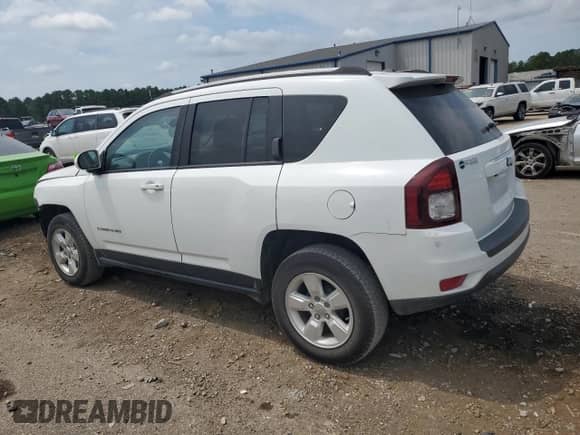 2016 Jeep Compass Latitude z VIN 1C4NJCEB2GD651387, wystawiony jako Copart lot #69041605 z przebiegiem 114 907 mil mil oraz Szkoda całkowita • Salvage title. Historia ofert i sprzedaży dostępna na DreamBid. Obrazek 2.