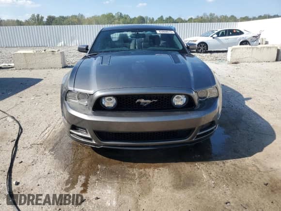 2013 Ford Mustang GT Premium z VIN 1ZVBP8CF4D5268350, wystawiony jako Copart lot #83868615 z przebiegiem 108 706 mil mil oraz Szkoda całkowita • Salvage title. Historia ofert i sprzedaży dostępna na DreamBid. Obrazek 5.