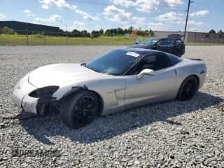 2005 Chevrolet Corvette with VIN 1G1YY24UX55121416, listed as a Copart auction lot 66643395 with 115,974 mi miles and Salvage title. Bid and sale history available at DreamBid. Image 1.