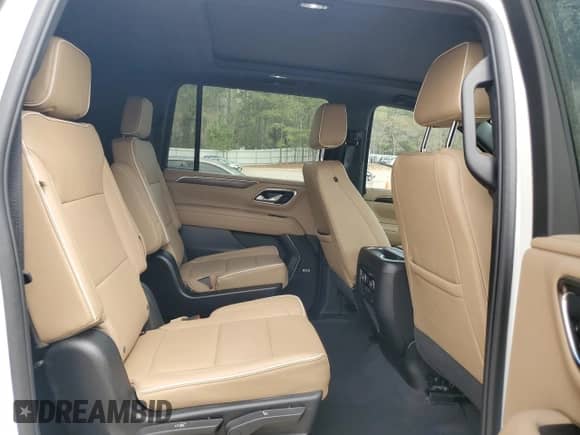 2024 Chevrolet Suburban Premier с VIN 1GNSKFKD7RR200413, выставлен на аукционе Copart как лот 51105795 с пробегом 5 414 миль миль и Списание • Salvage title. История ставок и продаж доступна на DreamBid. Изображение 11.