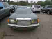 1984 Mercedes-Benz 380 with VIN WDBCA32A8EA051618, listed as a Copart auction lot 72630334 with 146,857 mi miles and Clean title. Bid and sale history available at DreamBid. Image 5.
