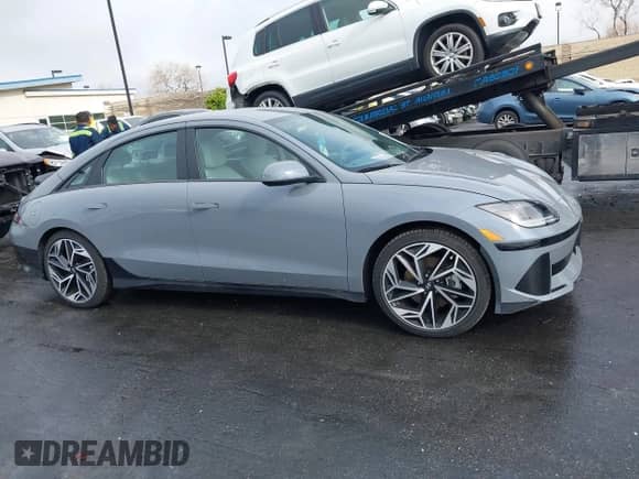 2024 Hyundai Ioniq 6 SEL with VIN KMHM34AA8RA061977, listed as a IAAI auction lot 41851674 with 8,907 mi miles and . Bid and sale history available at DreamBid. Image 14.