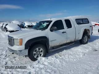 2007 GMC Sierra 1500 Work Truck with VIN 1GTEK190X7Z640358, listed as a Copart auction lot 44933955 with 161,927 mi miles and Clean title. Bid and sale history available at DreamBid. Image 1.
