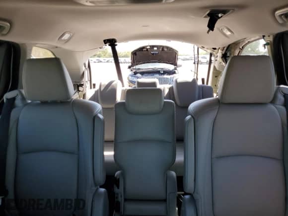 2019 Honda Odyssey EX-L with VIN 5FNRL6H73KB089439, listed as a Copart auction lot 84257055 with 106,664 mi miles and Salvage title. Bid and sale history available at DreamBid. Image 10.