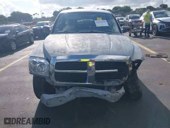 2007 Dodge Dakota SLT с VIN 1D7HE42KX7S127725, выставлен на аукционе IAAI как лот 42512470 с пробегом 186 455 миль миль и . История ставок и продаж доступна на DreamBid. Изображение 12.