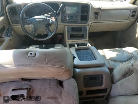 2004 Chevrolet Tahoe Z71 с VIN 1GNEK13Z74R212032, выставлен на аукционе Copart как лот 81441215 с пробегом Не указан миль и Чистый • Clean title. История ставок и продаж доступна на DreamBid. Изображение 8.