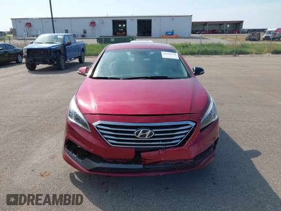 2015 Hyundai Sonata Sport с VIN 5NPE34AF2FH208125, выставлен на аукционе IAAI как лот 43219754 с пробегом 89 319 миль миль и . История ставок и продаж доступна на DreamBid. Изображение 13.