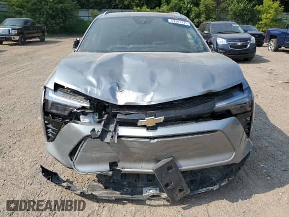 2024 Chevrolet Blazer EV eAWD LT z VIN 3GNKDBRJ1RS268587, wystawiony jako Copart lot #67301375 z przebiegiem 9 652 mil mil oraz Nie do naprawy • Non repairable. Historia ofert i sprzedaży dostępna na DreamBid. Obrazek 5.