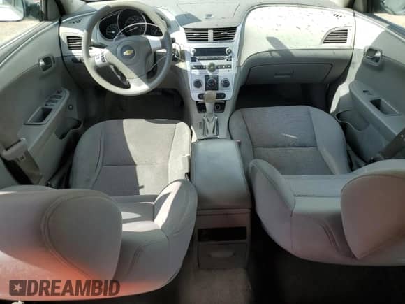 2012 Chevrolet Malibu 1FL z VIN 1G1ZA5E01CF395987, wystawiony jako Copart lot #85281045 z przebiegiem 162 823 mil mil oraz Szkoda całkowita • Salvage title. Historia ofert i sprzedaży dostępna na DreamBid. Obrazek 8.