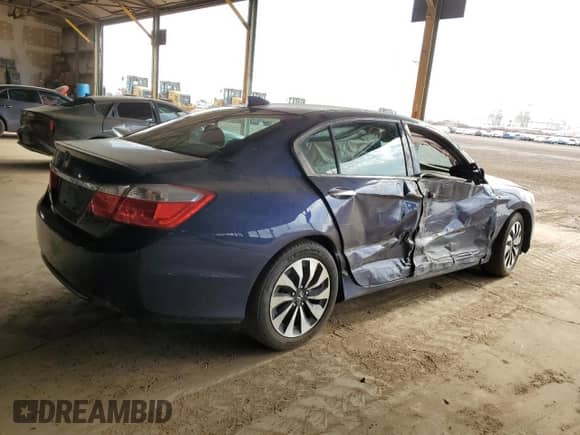 2014 Honda Accord Touring с VIN 1HGCR6F79EA006893, выставлен на аукционе Copart как лот 69681745 с пробегом 144 752 миль миль и Списание • Salvage title. История ставок и продаж доступна на DreamBid. Изображение 3.