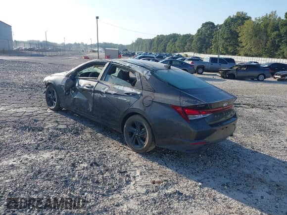 2022 Hyundai Elantra SEL with VIN 5NPLM4AG2NH076530, listed as a IAAI auction lot 43201844 with 24,189 mi miles and . Bid and sale history available at DreamBid. Image 3.