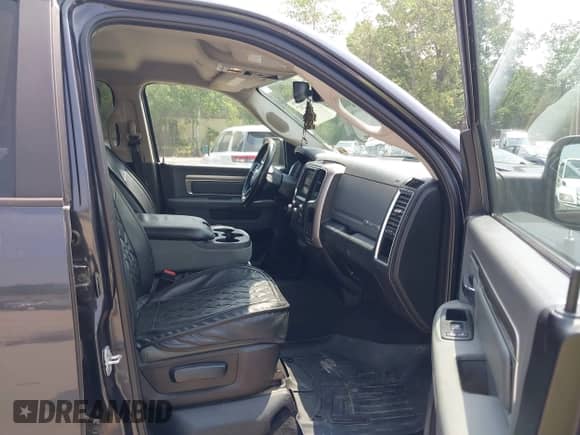 2019 Ram 1500 Big Horn с VIN 1C6RR7TT0KS609437, выставлен на аукционе IAAI как лот 42502367 с пробегом 230 683 миль миль и . История ставок и продаж доступна на DreamBid. Изображение 5.