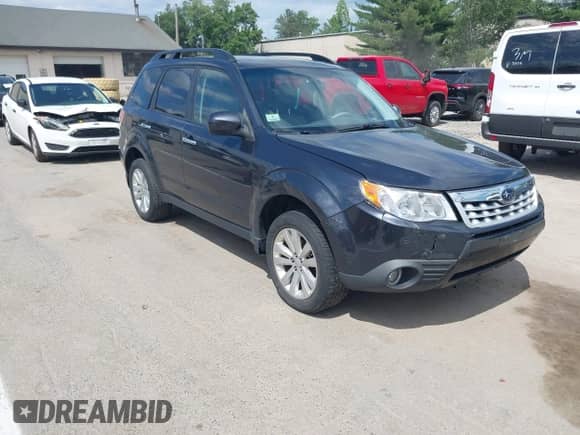 2012 Subaru Forester X Limited z VIN JF2SHAEC4CH427814, wystawiony jako IAAI lot #42696373 z przebiegiem 117 211 mil mil oraz . Historia ofert i sprzedaży dostępna na DreamBid. Obrazek 1.