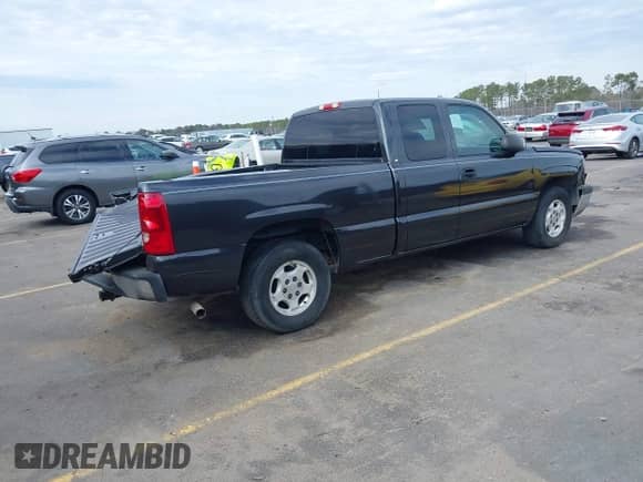 2004 Chevrolet Silverado 1500 Work Truck с VIN 2GCEC19V941123159, выставлен на аукционе IAAI как лот 41419477 с пробегом 171 449 миль миль и . История ставок и продаж доступна на DreamBid. Изображение 4.