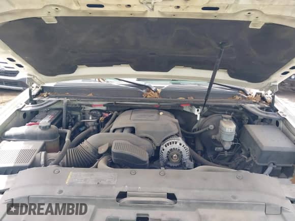 2008 Chevrolet Tahoe LTZ z VIN 1GNFC13J98R177933, wystawiony jako IAAI lot #42241762 z przebiegiem 135 187 mil mil oraz . Historia ofert i sprzedaży dostępna na DreamBid. Obrazek 10.