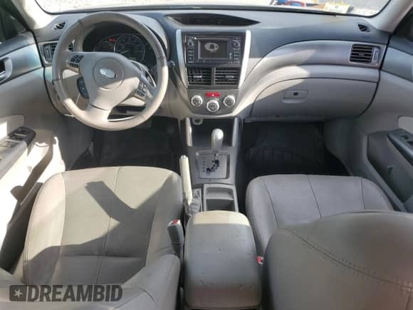 2012 Subaru Forester X Limited z VIN JF2SHAEC6CH445599, wystawiony jako Copart lot #71941935 z przebiegiem 192 131 mil mil oraz Czysty tytuł • Clean title. Historia ofert i sprzedaży dostępna na DreamBid. Obrazek 8.