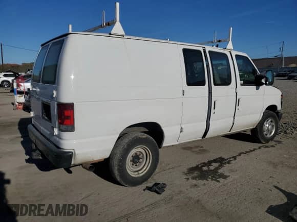 2008 Ford Econoline Cargo Commercial z VIN 1FTSE34LX8DA26934, wystawiony jako Copart lot #77961784 z przebiegiem 133 167 mil mil oraz Szkoda całkowita • Salvage title. Historia ofert i sprzedaży dostępna na DreamBid. Obrazek 3.