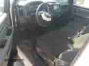 2020 Ram 1500 Tradesman z VIN 3C6JR6DG0LG209492, wystawiony jako Copart lot #53262505 z przebiegiem 76 371 mil mil oraz Czysty tytuł • Clean title. Historia ofert i sprzedaży dostępna na DreamBid. Obrazek 8.