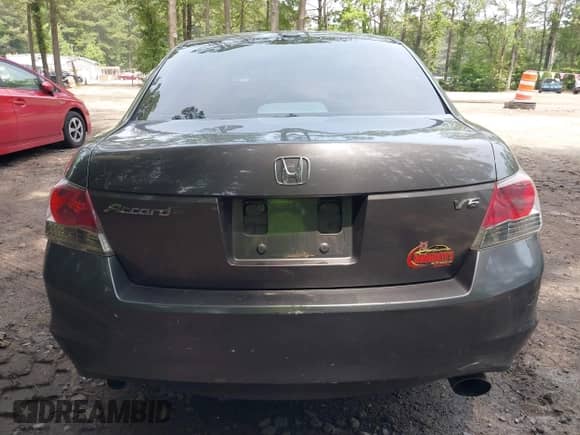 2008 Honda Accord EX z VIN 1HGCP36778A067961, wystawiony jako IAAI lot #42495839 z przebiegiem 144 695 mil mil oraz . Historia ofert i sprzedaży dostępna na DreamBid. Obrazek 16.