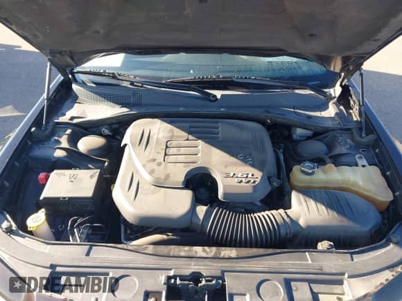 2012 Chrysler 300 Limited с VIN 2C3CCACG6CH205779, выставлен на аукционе IAAI как лот 43144579 с пробегом 133 839 миль миль и . История ставок и продаж доступна на DreamBid. Изображение 10.