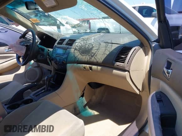 2007 Honda Accord VP с VIN 1HGCM56127A015362, выставлен на аукционе IAAI как лот 42841353 с пробегом 86 524 миль миль и . История ставок и продаж доступна на DreamBid. Изображение 5.