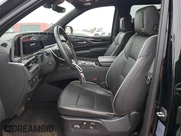 2021 Cadillac Escalade ESV Sport с VIN 1GYS4NKL1MR214881, выставлен на аукционе Copart как лот 39325834 с пробегом 11 736 миль миль и Чистый • Clean title. История ставок и продаж доступна на DreamBid. Изображение 7.