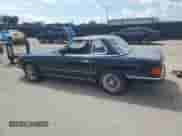 1985 Mercedes-Benz 380 с VIN WDB1070451A016878, выставлен на аукционе Copart как лот 70050295 с пробегом 117 353 миль миль и Чистый • Clean title. История ставок и продаж доступна на DreamBid. Изображение 2.