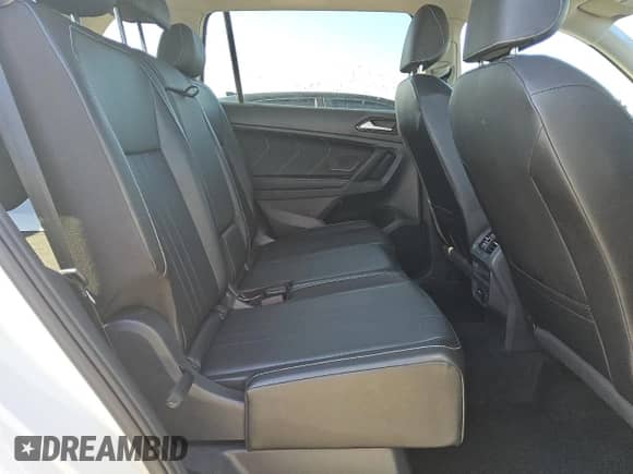 2024 Volkswagen Tiguan SE with VIN 3VV3B7AX0RM043602, listed as a Copart auction lot 80622345 with 35,787 mi miles and Clean title. Bid and sale history available at DreamBid. Image 10.