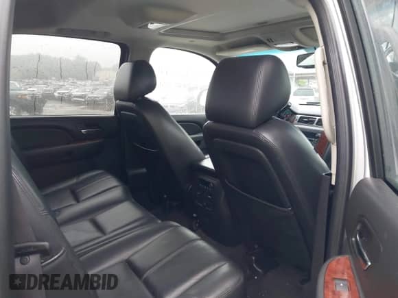 2012 Chevrolet Avalanche LT с VIN 3GNTKFE78CG253297, выставлен на аукционе IAAI как лот 42917858 с пробегом 160 268 миль миль и . История ставок и продаж доступна на DreamBid. Изображение 8.