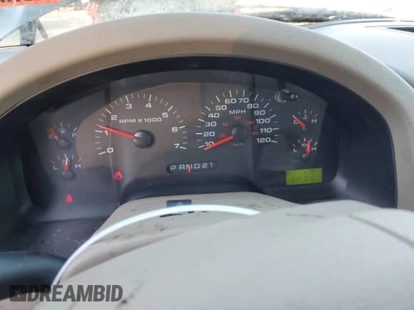 2004 Ford F-150 XL с VIN 1FTVX14524NB28603, выставлен на аукционе Copart как лот 80186584 с пробегом 93 531 миль миль и Чистый • Clean title. История ставок и продаж доступна на DreamBid. Изображение 9.