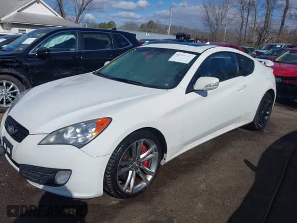 2010 Hyundai Genesis Coupe Grand Touring с VIN KMHHU6KHXAU042372, выставлен на аукционе IAAI как лот 41685264 с пробегом 190 435 миль миль и . История ставок и продаж доступна на DreamBid. Изображение 2.