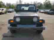 2003 Jeep Wrangler X z VIN 1J4FA39S23P359983, wystawiony jako Copart lot #59469005 z przebiegiem 118 585 mil mil oraz Czysty tytuł • Clean title. Historia ofert i sprzedaży dostępna na DreamBid. Obrazek 5.