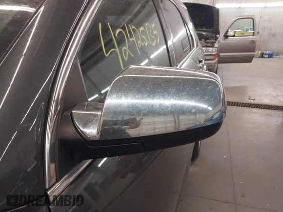 2017 Chevrolet Equinox LT с VIN 2GNALCEKXH1535898, выставлен на аукционе IAAI как лот 42425135 с пробегом 135 919 миль миль и . История ставок и продаж доступна на DreamBid. Изображение 12.