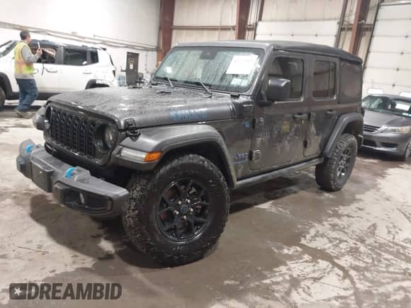 2024 Jeep Wrangler Sport S with VIN 1C4RJXN64RW162895, listed as a IAAI auction lot 42217515 with 8,442 mi miles and . Bid and sale history available at DreamBid. Image 20.