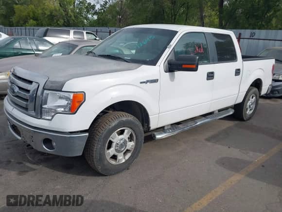 2012 Ford F-150 XL z VIN 1FTFW1EF7CFC78374, wystawiony jako IAAI lot #43248643 z przebiegiem 301 431 mil mil oraz . Historia ofert i sprzedaży dostępna na DreamBid. Obrazek 17.