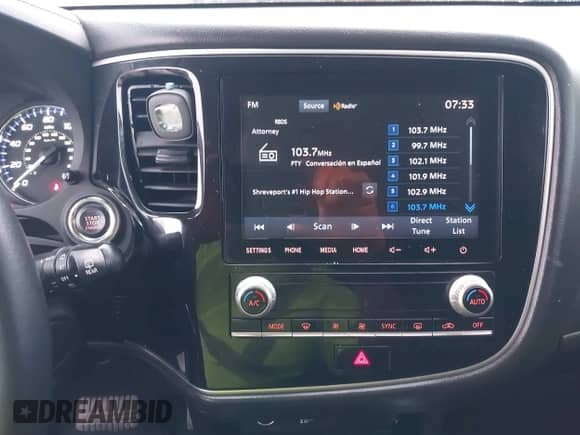 2020 Mitsubishi Outlander SE z VIN JA4AD3A3XLZ030748, wystawiony jako IAAI lot #42352856 z przebiegiem 139 556 mil mil oraz . Historia ofert i sprzedaży dostępna na DreamBid. Obrazek 21.